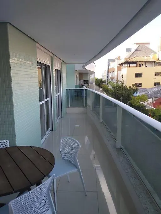 Condominio Clube Pe Na Areia Em Canasvieiras Florianopolis